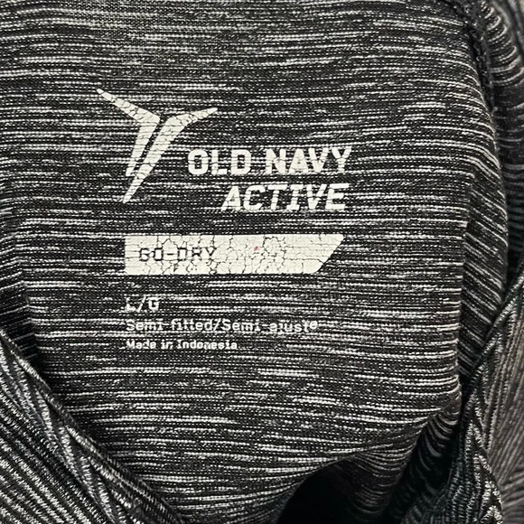 Old Navy Active Shirt Womens Size Large Black Gray Striped Pullover Long Sleeve - Picture 4 of 8
